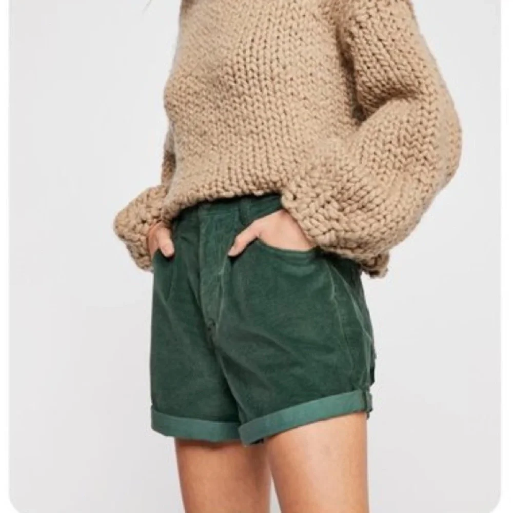 Free people green corduroy shorts - Picture 1 of 9